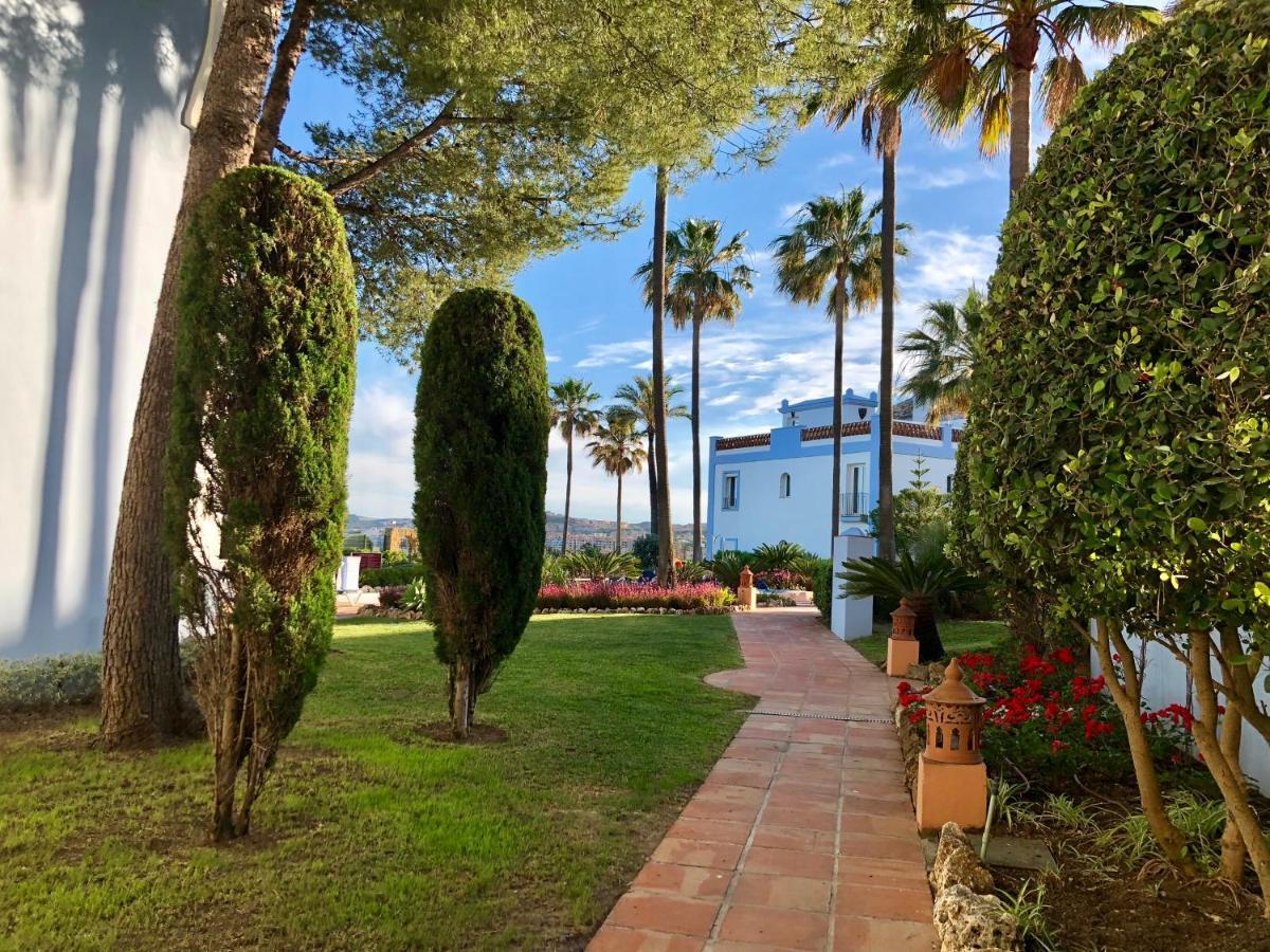 La Perla De La Bahia, Urbanizacion Gran Lujo Apartment Bahia de Casares Luaran gambar