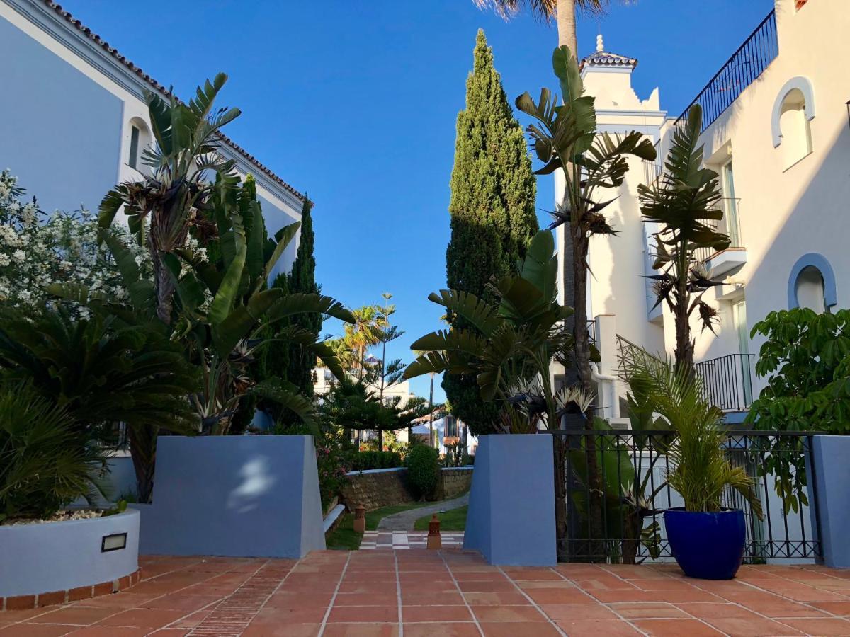 La Perla De La Bahia, Urbanizacion Gran Lujo Apartment Bahia de Casares Luaran gambar